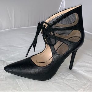Pointed Toe Black Madison by Shoedazzle